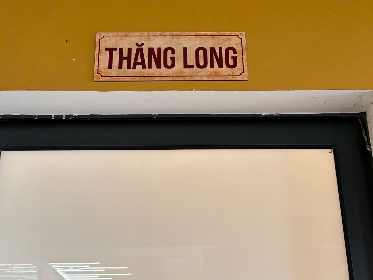 Phòng VIP Thăng Long